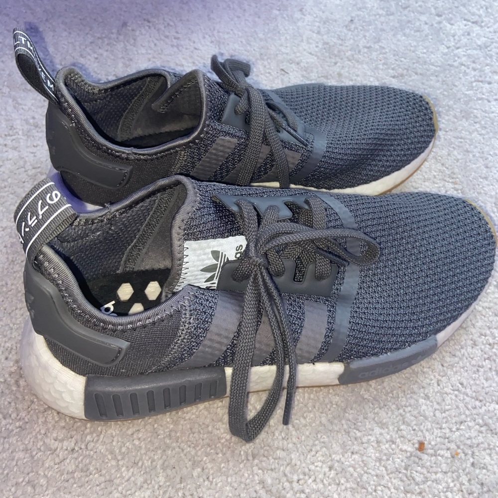 ADIDAS GREY NMD R1s
